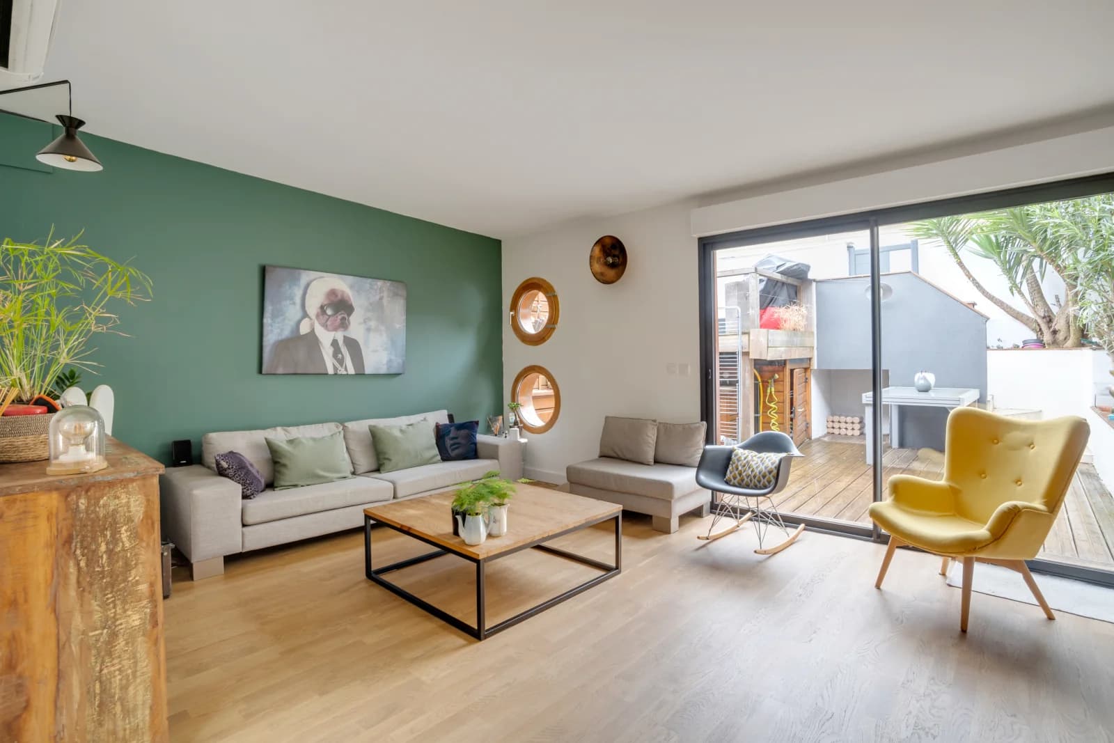 Salon dans Échoppe de charme avec son agréable espace extérieur - 0