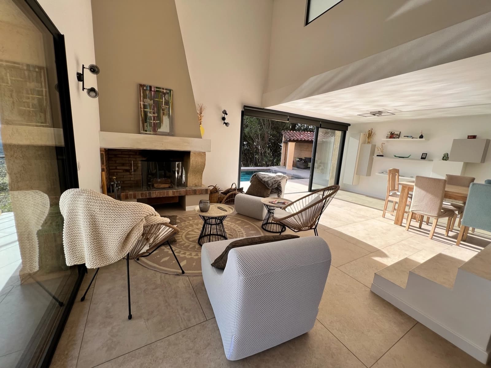Magnifique villa avec une vue imprenable sur le lac