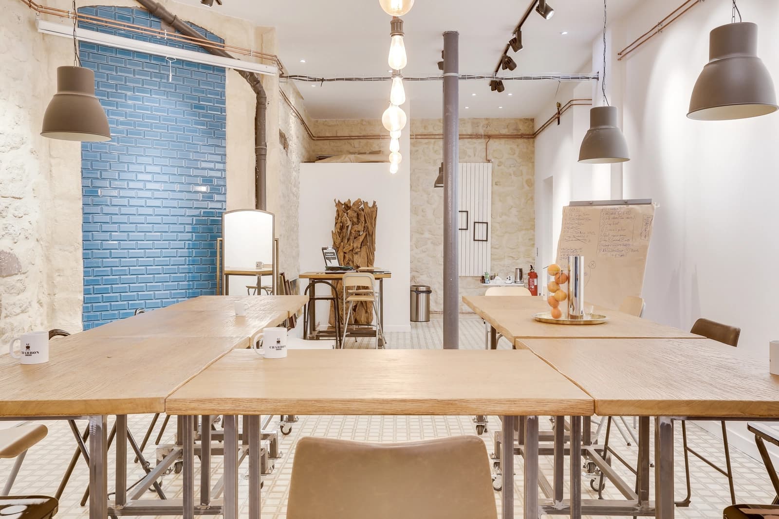 Meeting room in Galerie Au Charbon in the heart of the Sentier - 1