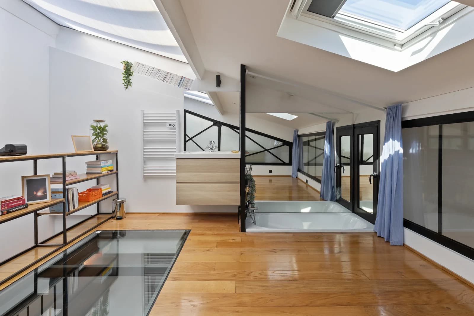 Space Spacious and bright loft/workshop - 3