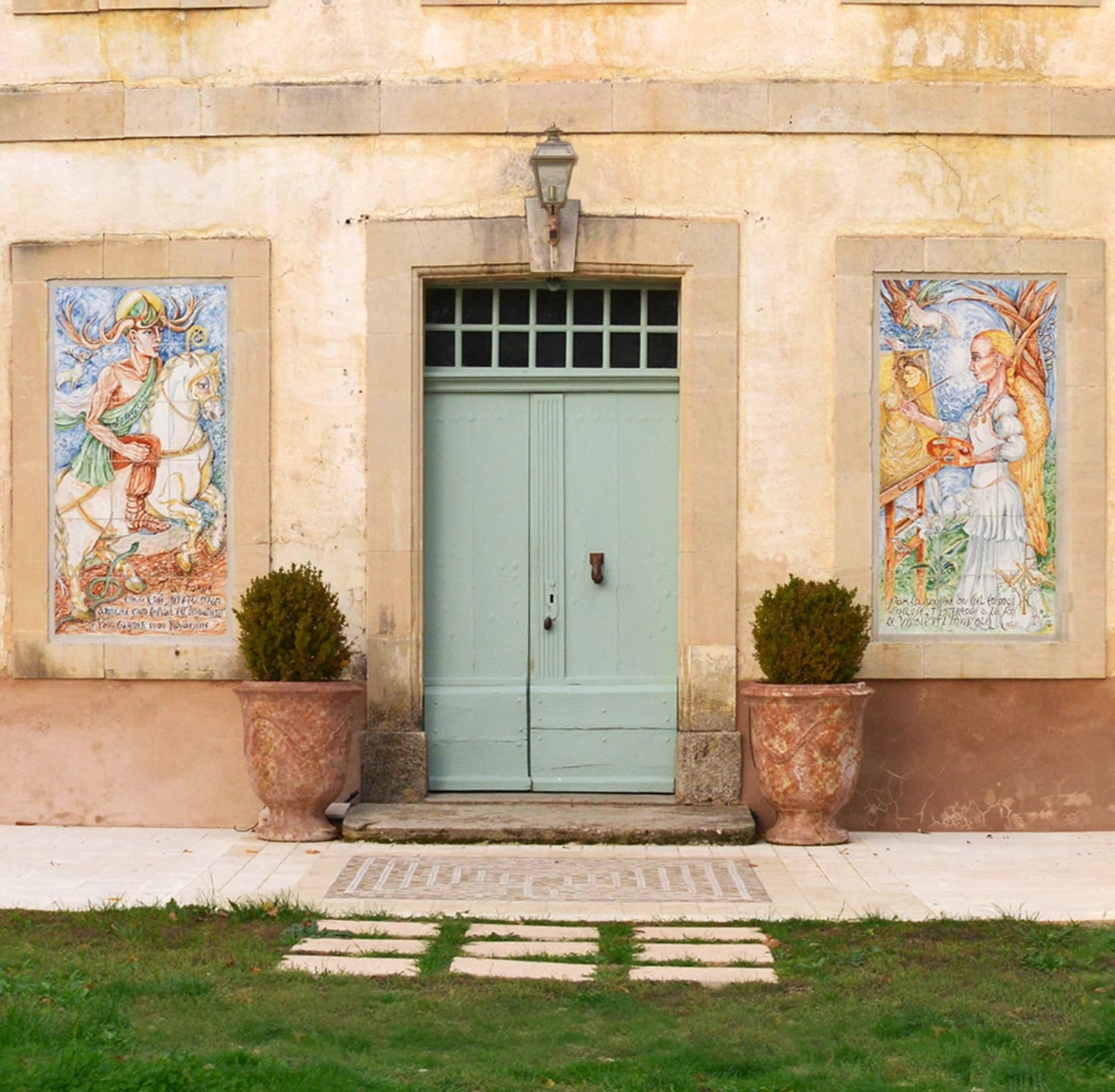 Bathroom in Château in the heart of the Luberon - 1