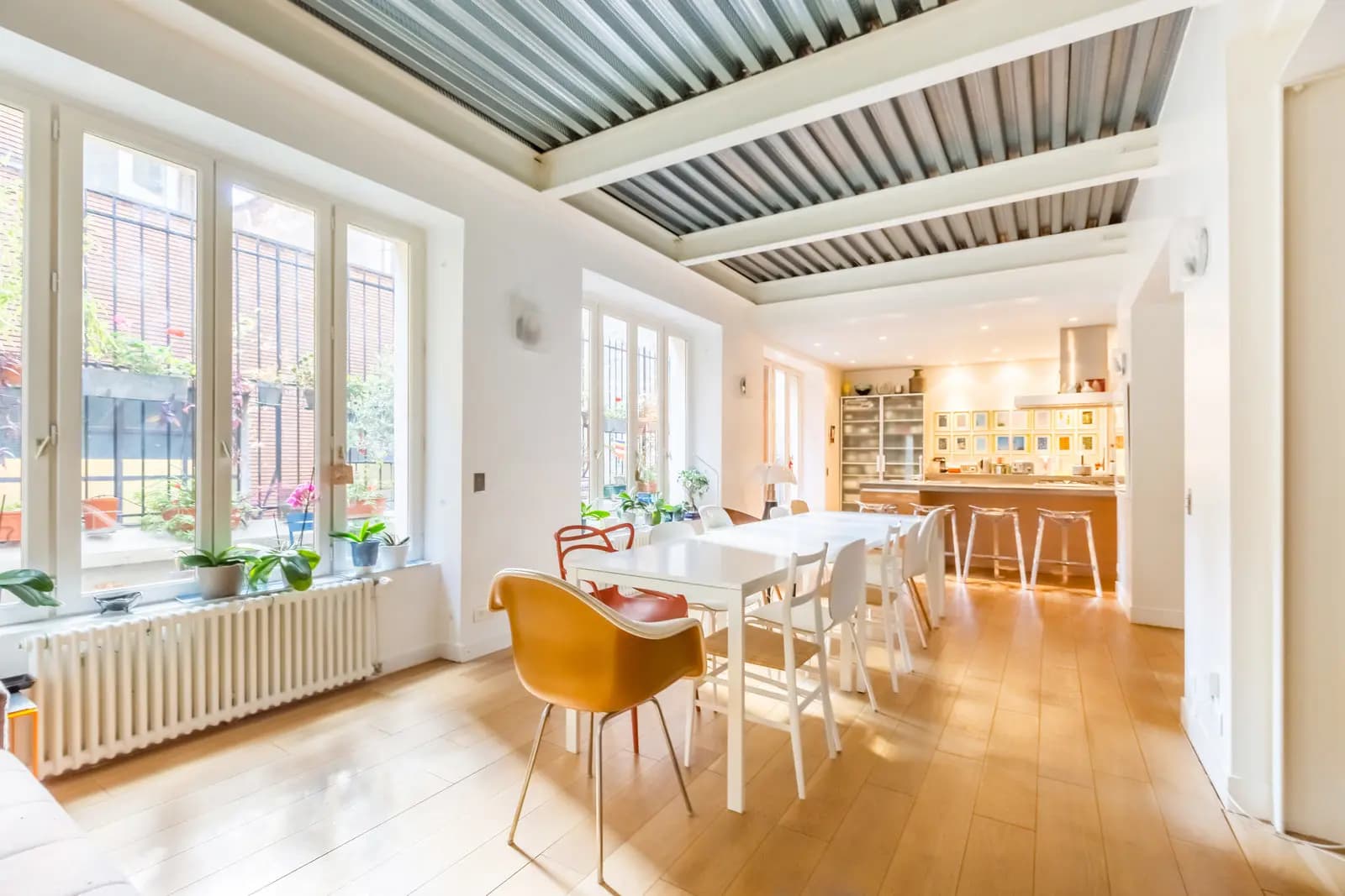 Salle de réunion dans Duplex atypique d'Alain: un nid cosy et lumineux - 0
