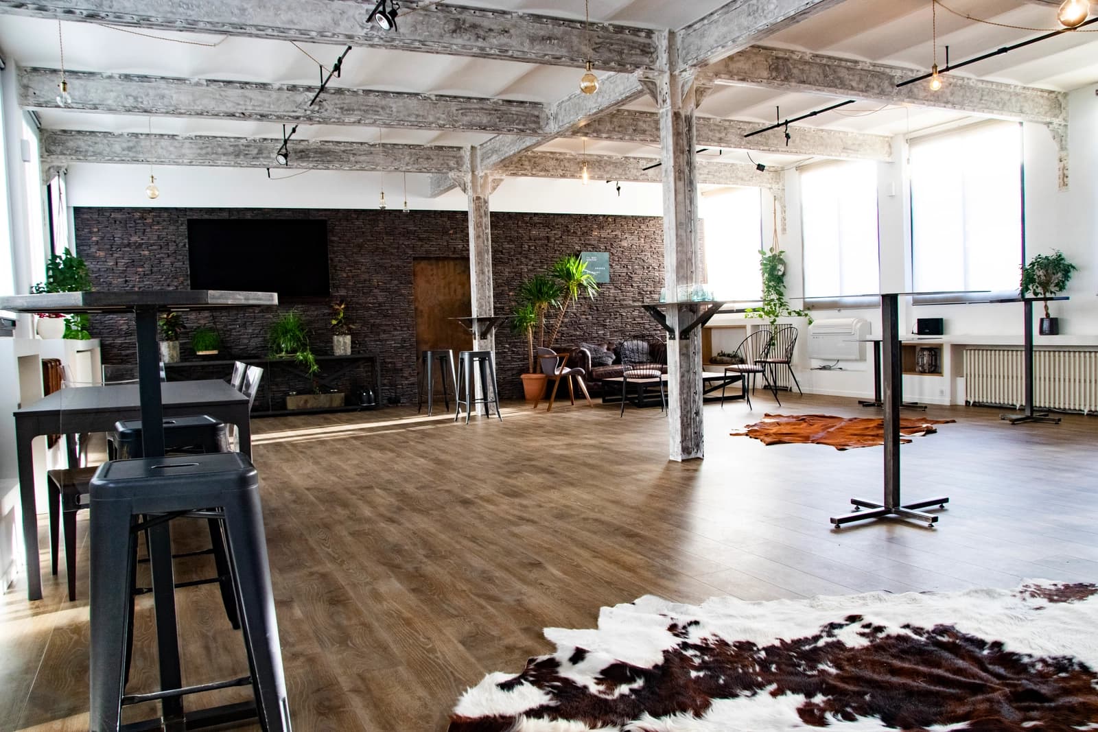 L'Authentique Loft: cachet industriel et design unique