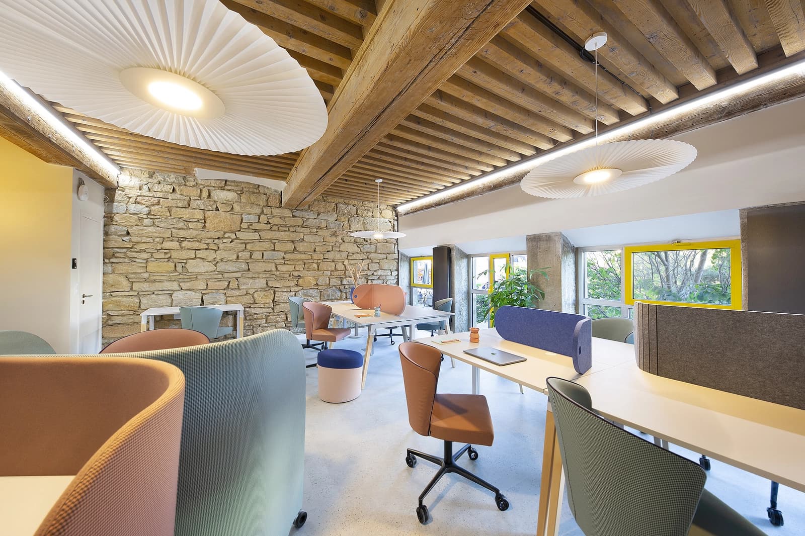 Salle de réunion dans Duplex de charme sur la pittoresque Place du Gros Caillou - 0