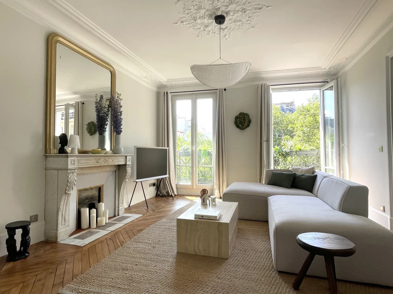 Espace Bel appartement style Haussmanien alliant modernité et cachet de l'ancien - 1