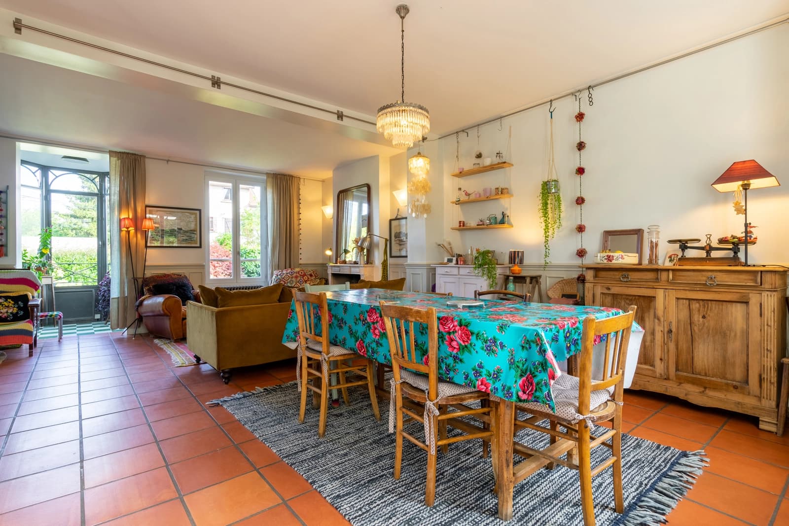 Salle de réunion dans Noisy-le-Grand: maison vintage à l'esprit bohème chic - 0