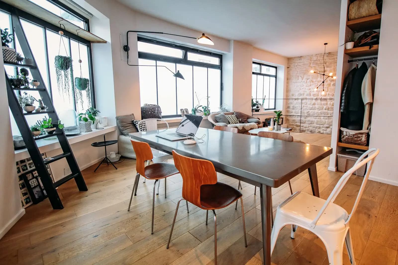 Loft à l'architecture de caractère affirmé