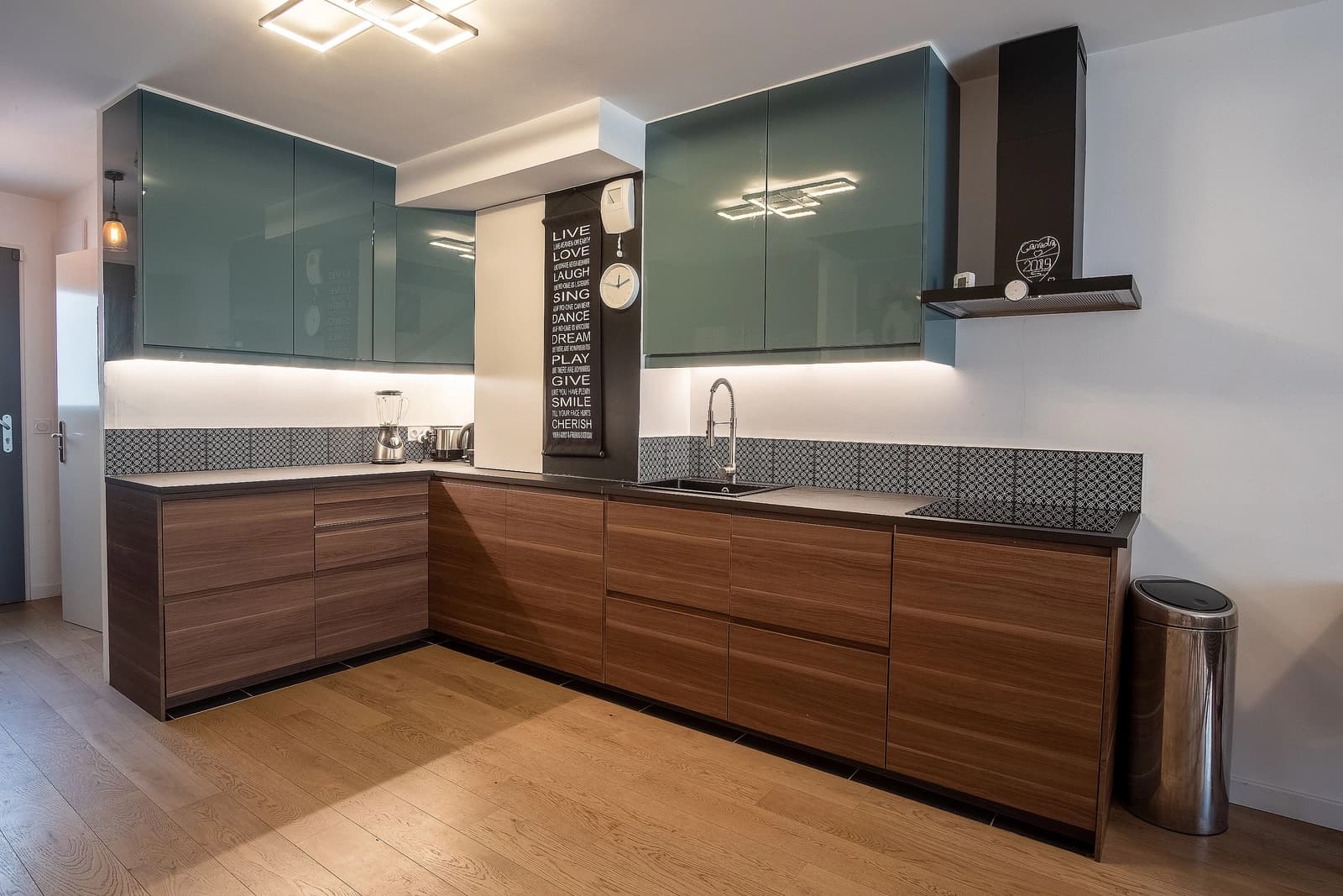 Bathroom in Designer house with garden - 1