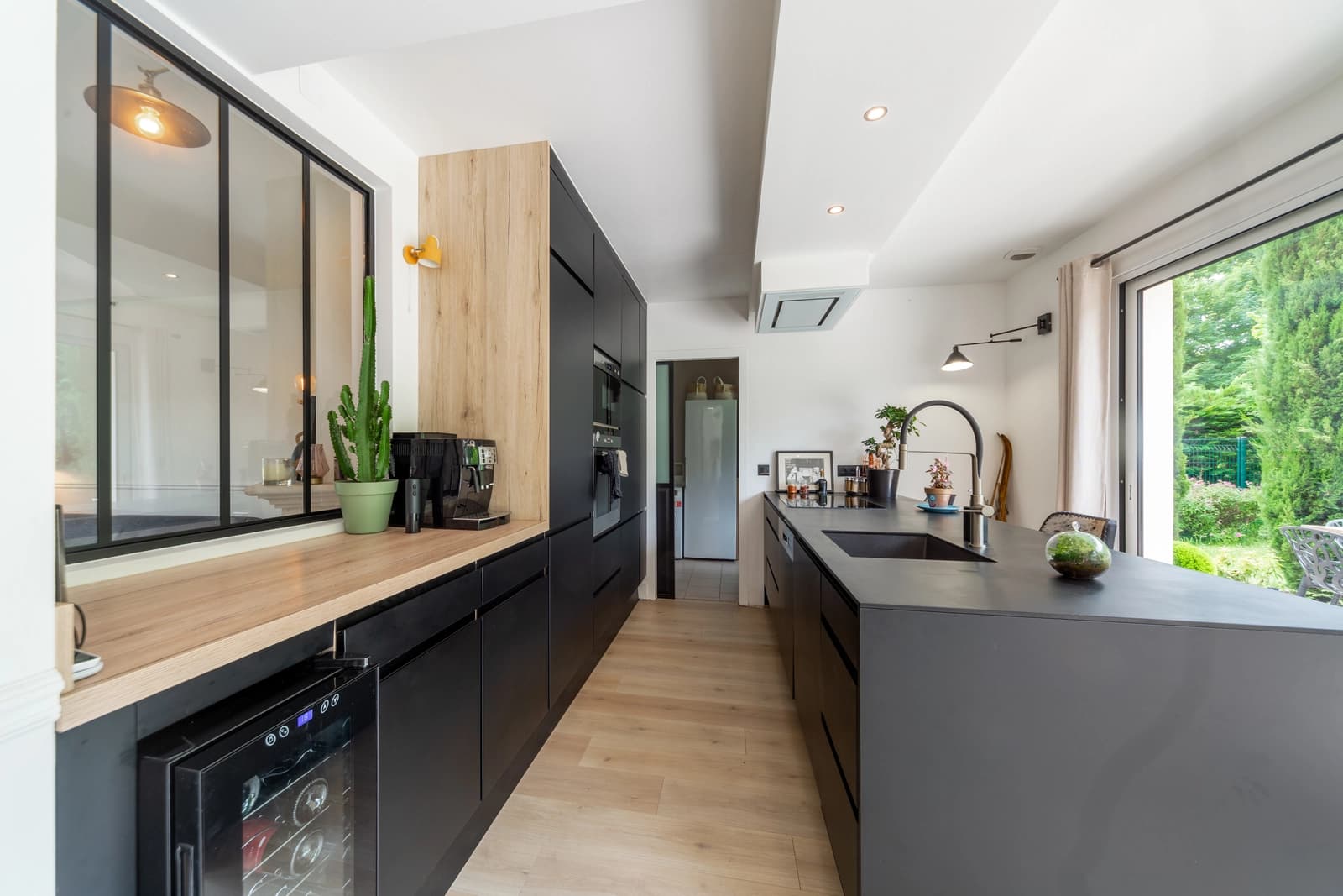 Cuisine dans Maison de style américain, idéale pour tournages - 1