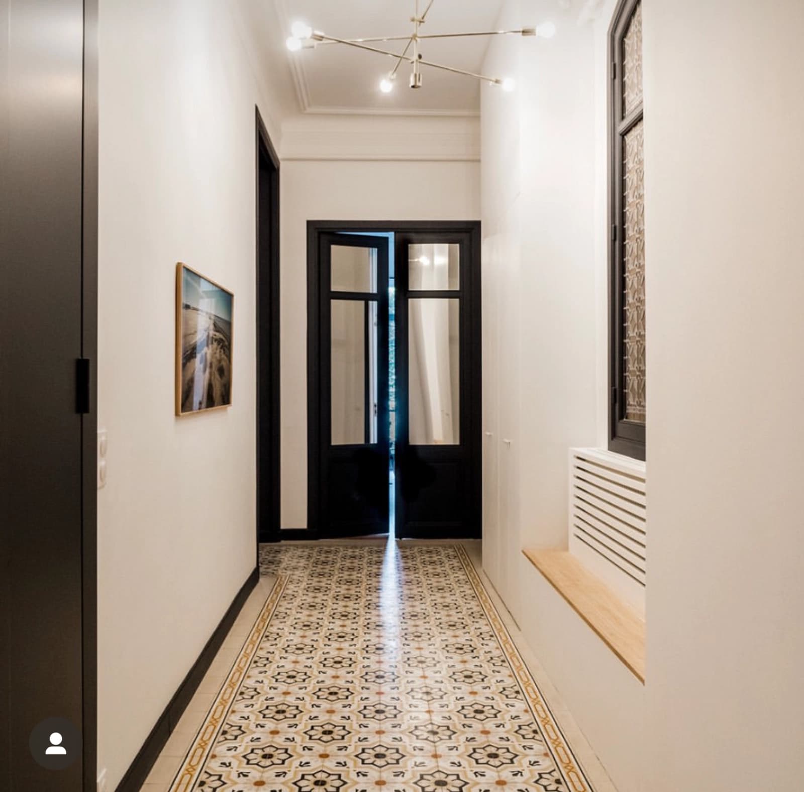 Salon dans Appartement haussmannien rénové et son jardin privé - 1