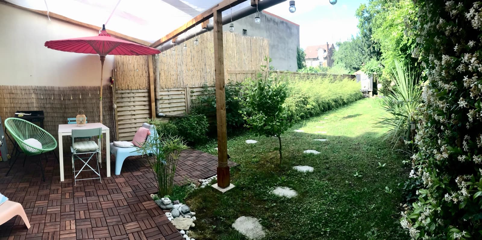Salle de réunion dans Maison en meulière et son jardin verdoyant - 1