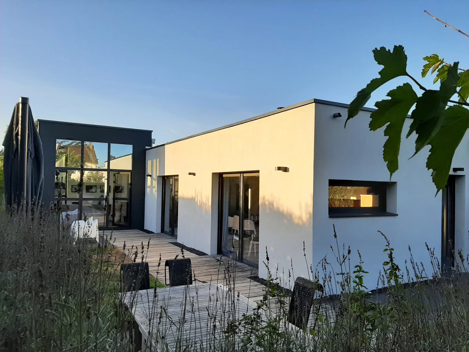 Espace Demeure aux lignes contemporaines et modernes - 0