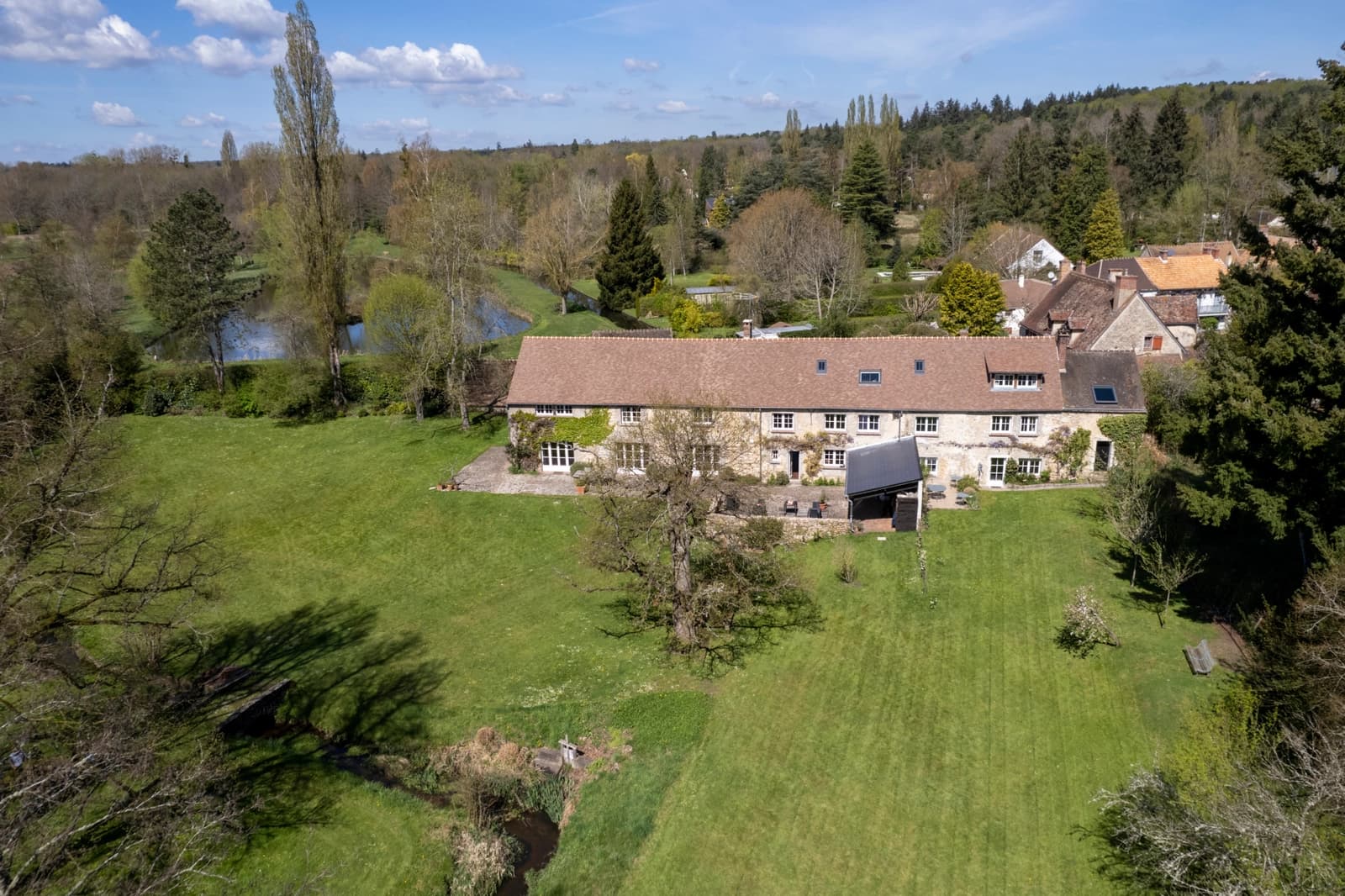 Salle de réunion dans Longère tout équipée au coeur d'une forêt paisible - 1