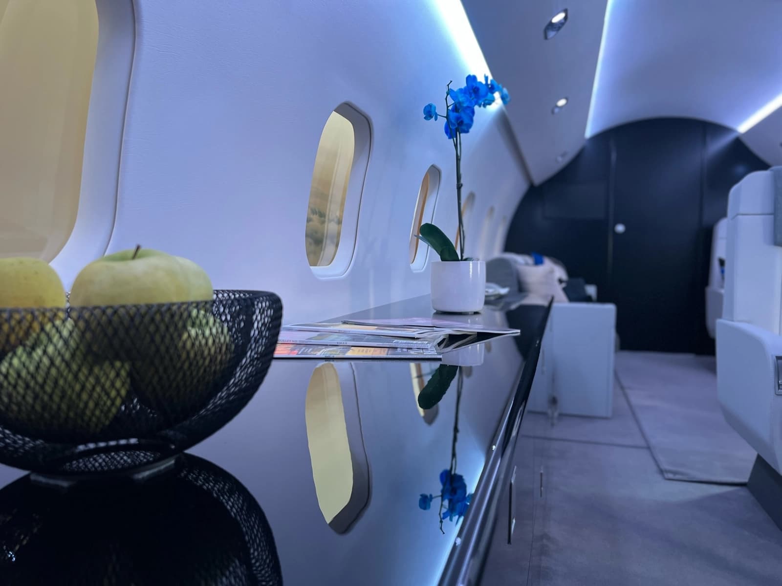 Space Interior of Jet Privé - 4