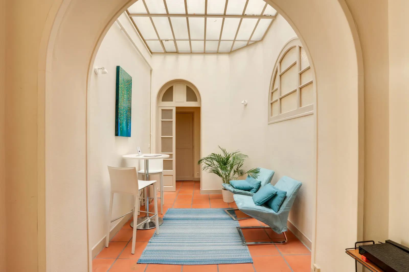 Salon dans Appartement Haussmannien de prestige à Montpellier - 1