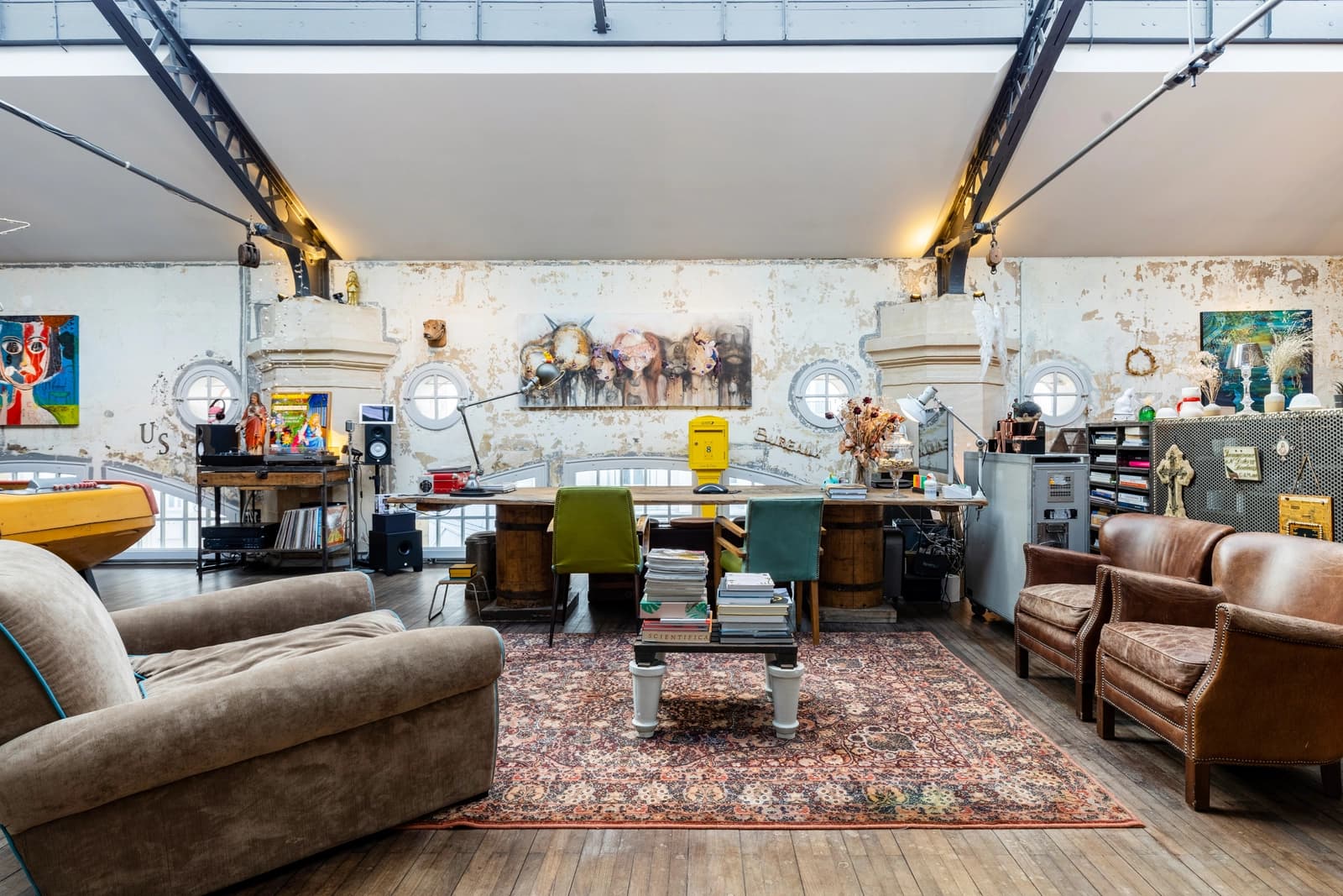 Salon dans Charme industriel: loft verrière dans une ex-usine - 0