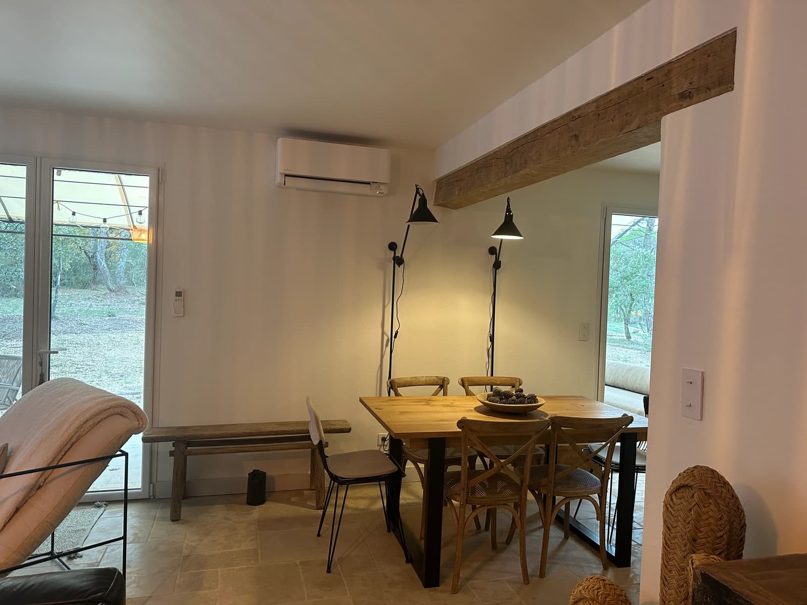 Salle de réunion dans Villa avec piscine et vue sur les Monts du Vaucluse - 1