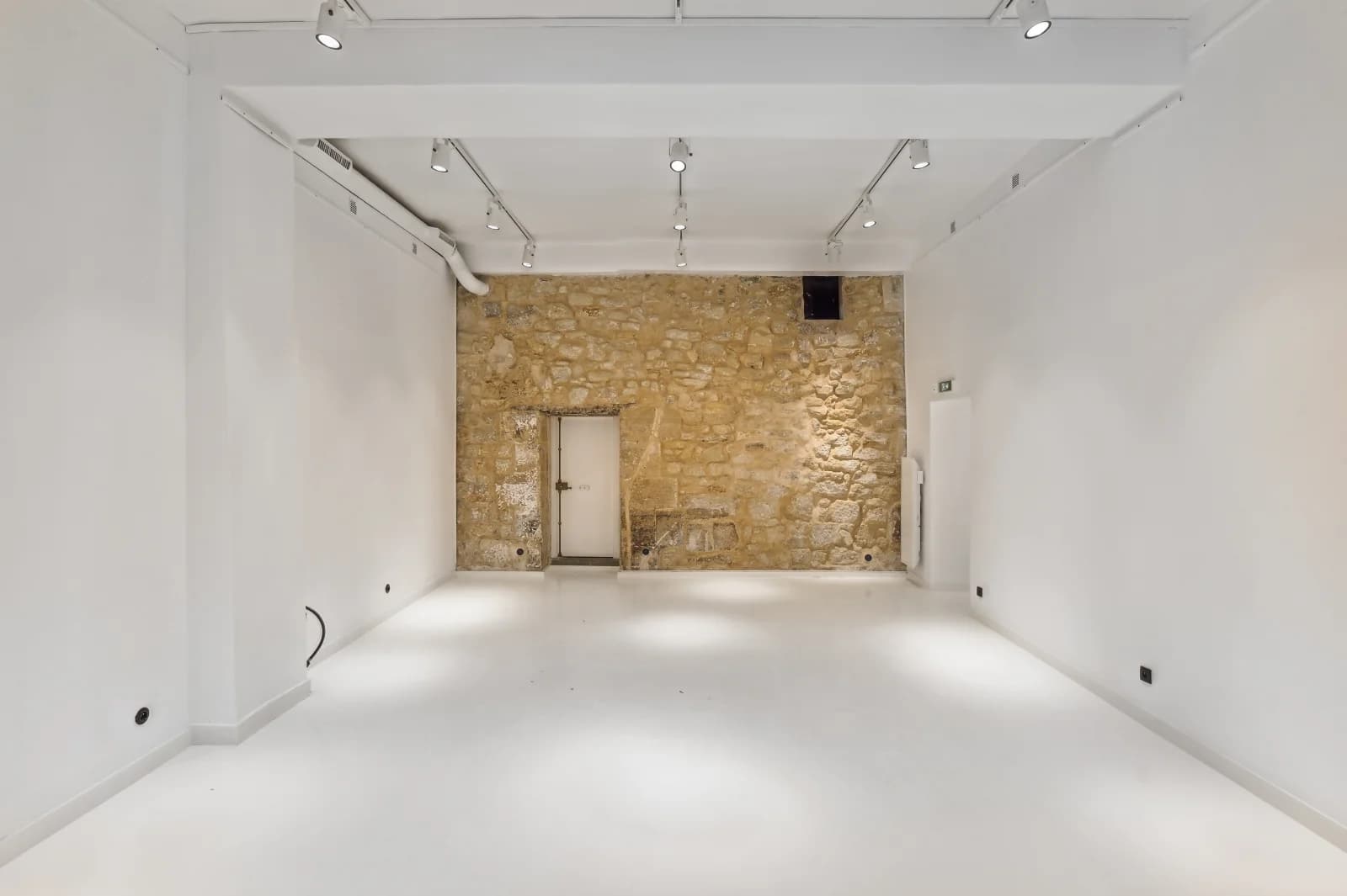 Espace Un charmant magasin 65m² en plein cœur du Marais - 3