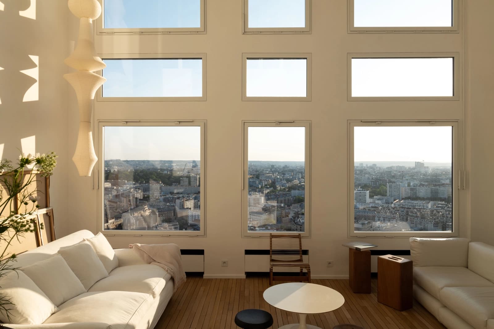 Space workshop on the top floor of Paris - 2