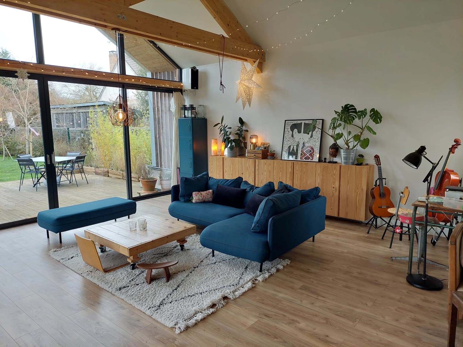 Espace Maison bois chaleureuse au cœur de la verdure - 3