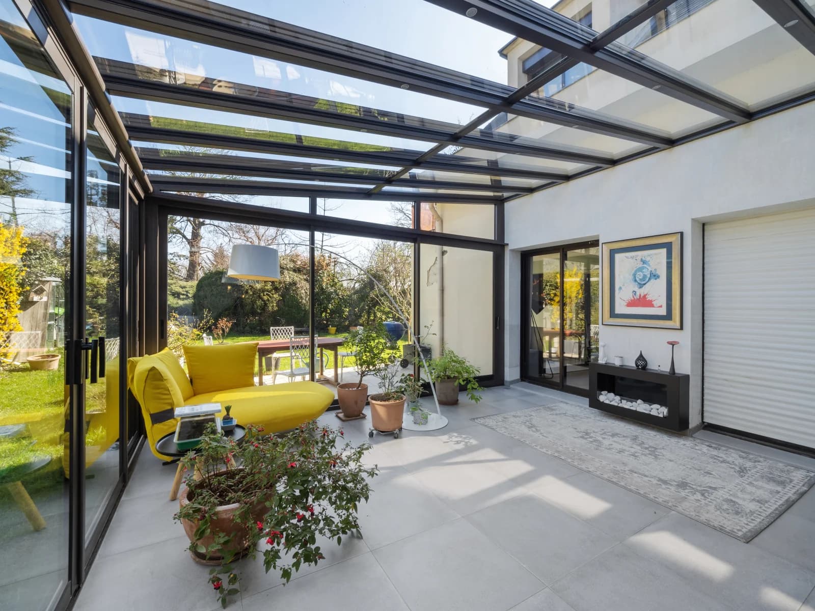 Meeting room in Large modern living room with garden, parking and forest - 1