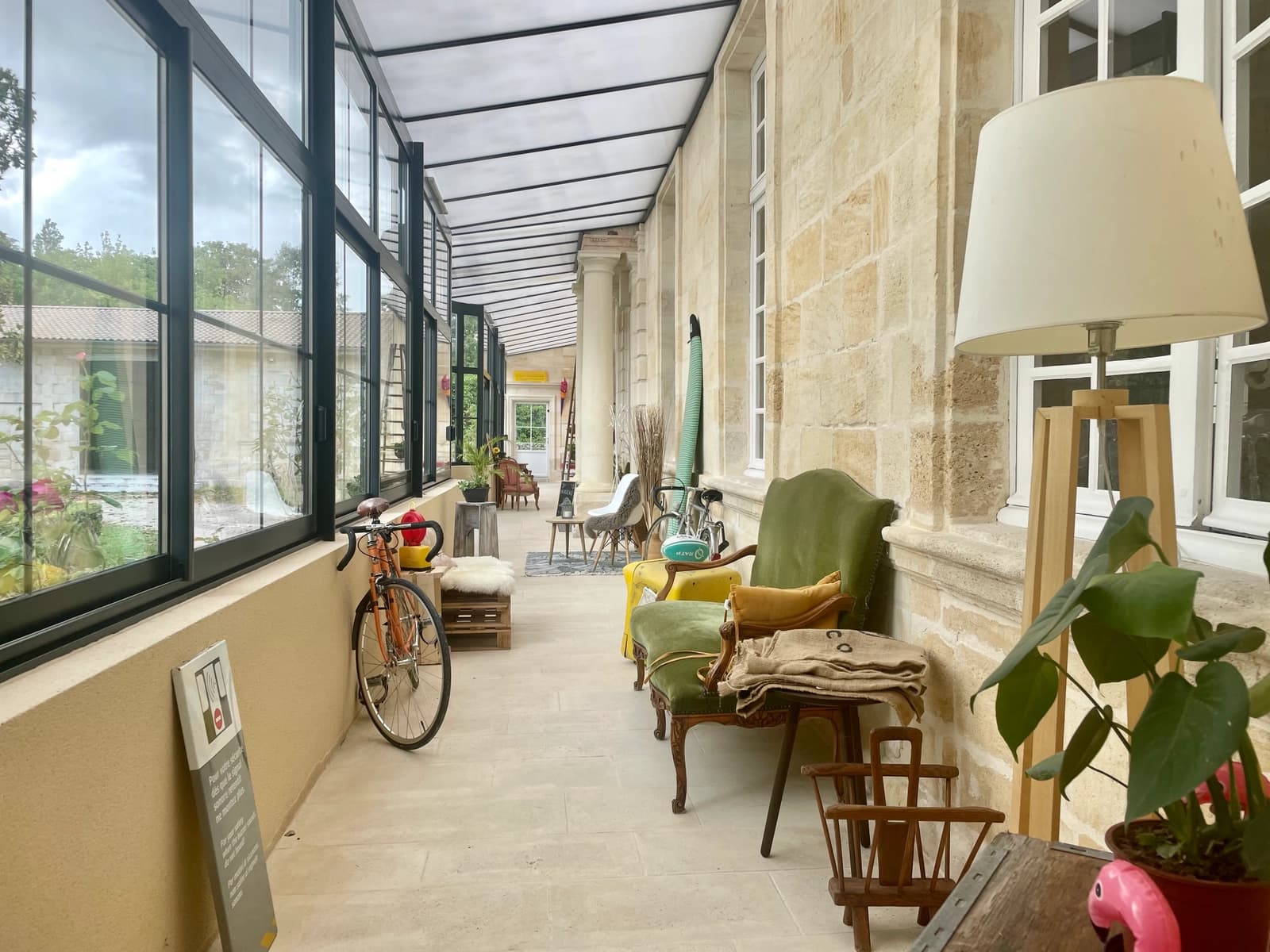 Salle de réunion dans Domaine historique du XVIIe siècle avec son vaste parc - 1