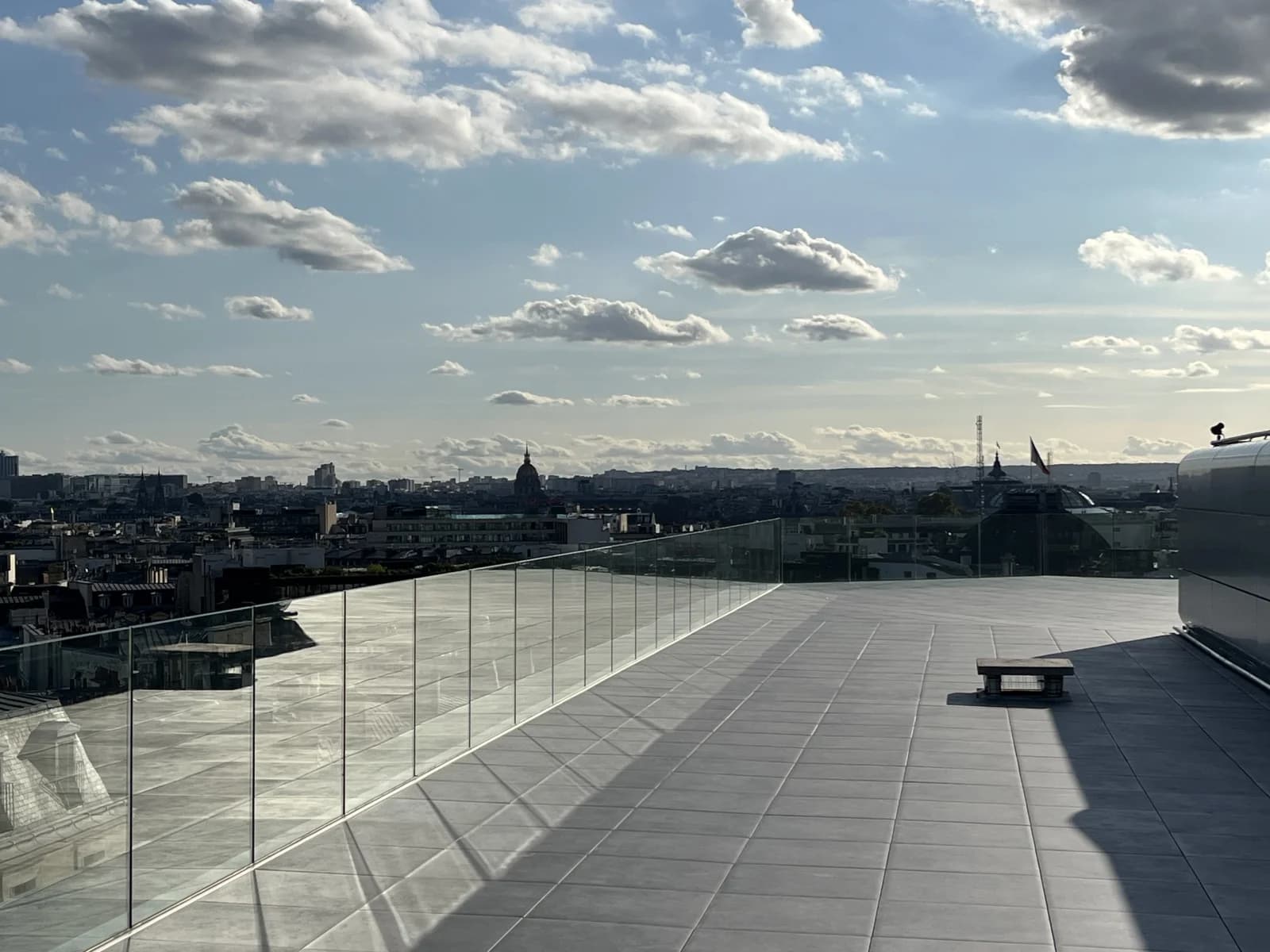 Espace Toit-terrasse (200m²) offrant un panorama 360° sur Paris - 3