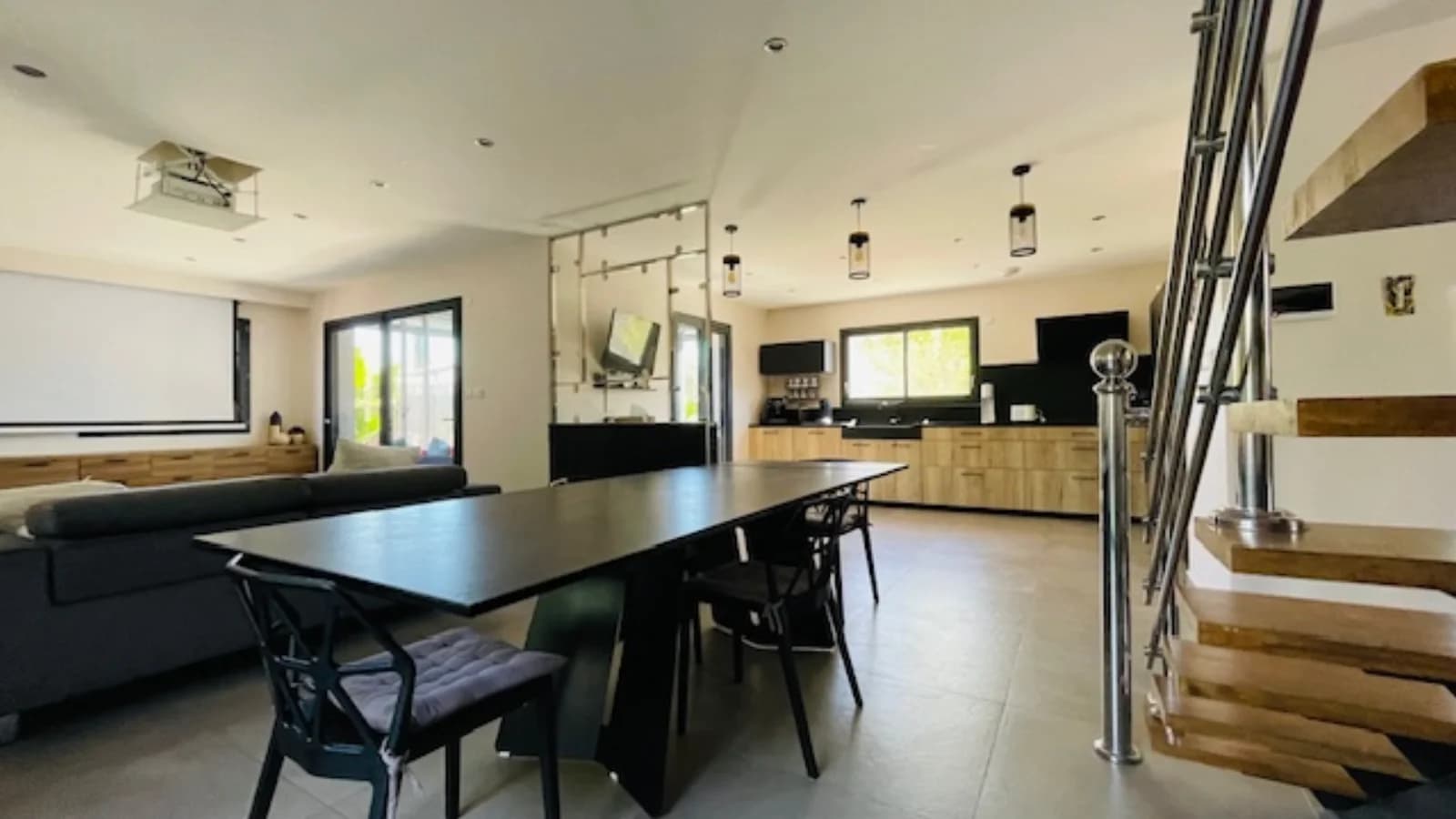 Espace Villa avec spa, pergolas et piscine - 2