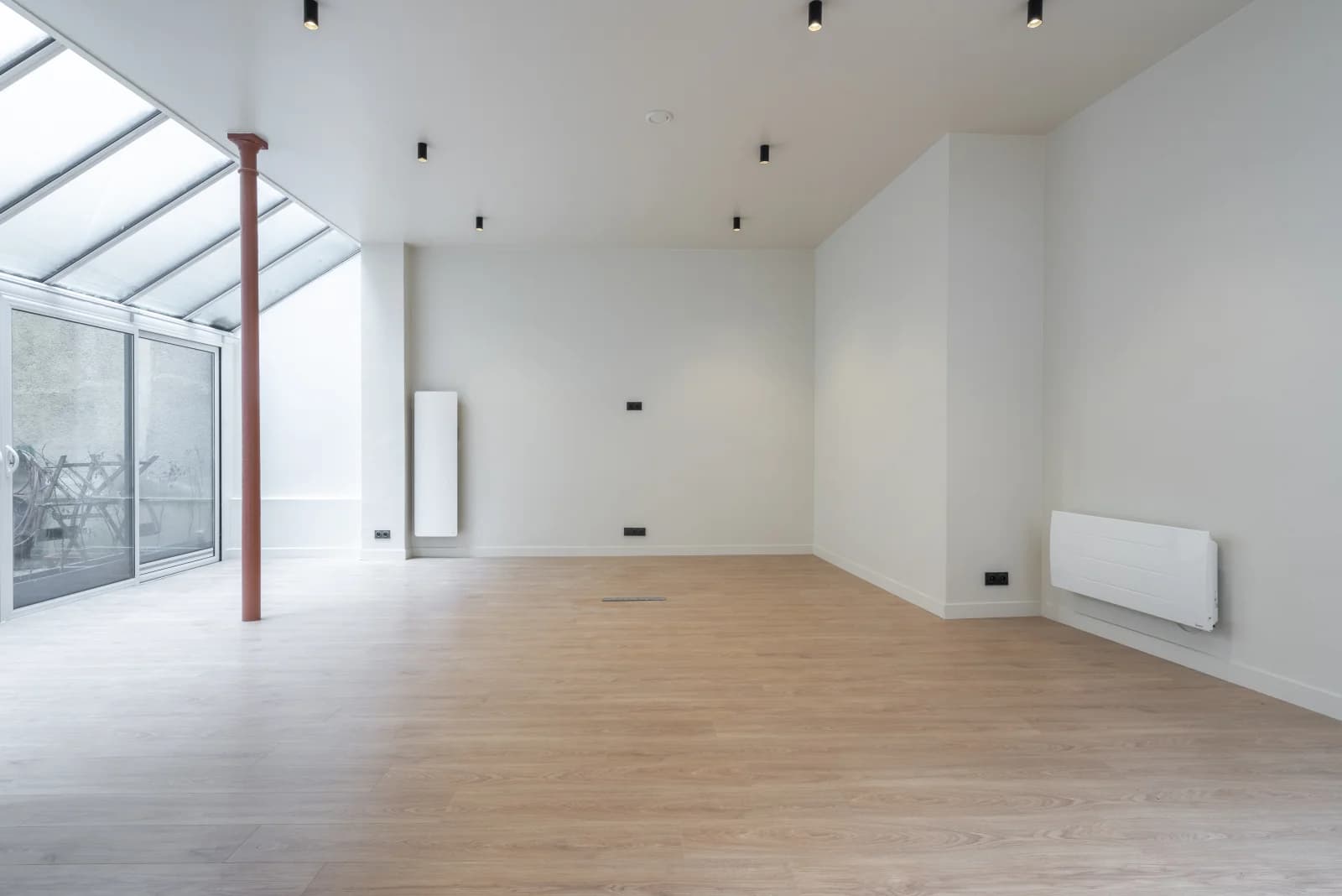Espace Le Patio – Un havre de lumière à deux pas de Saint-Lazare - 1
