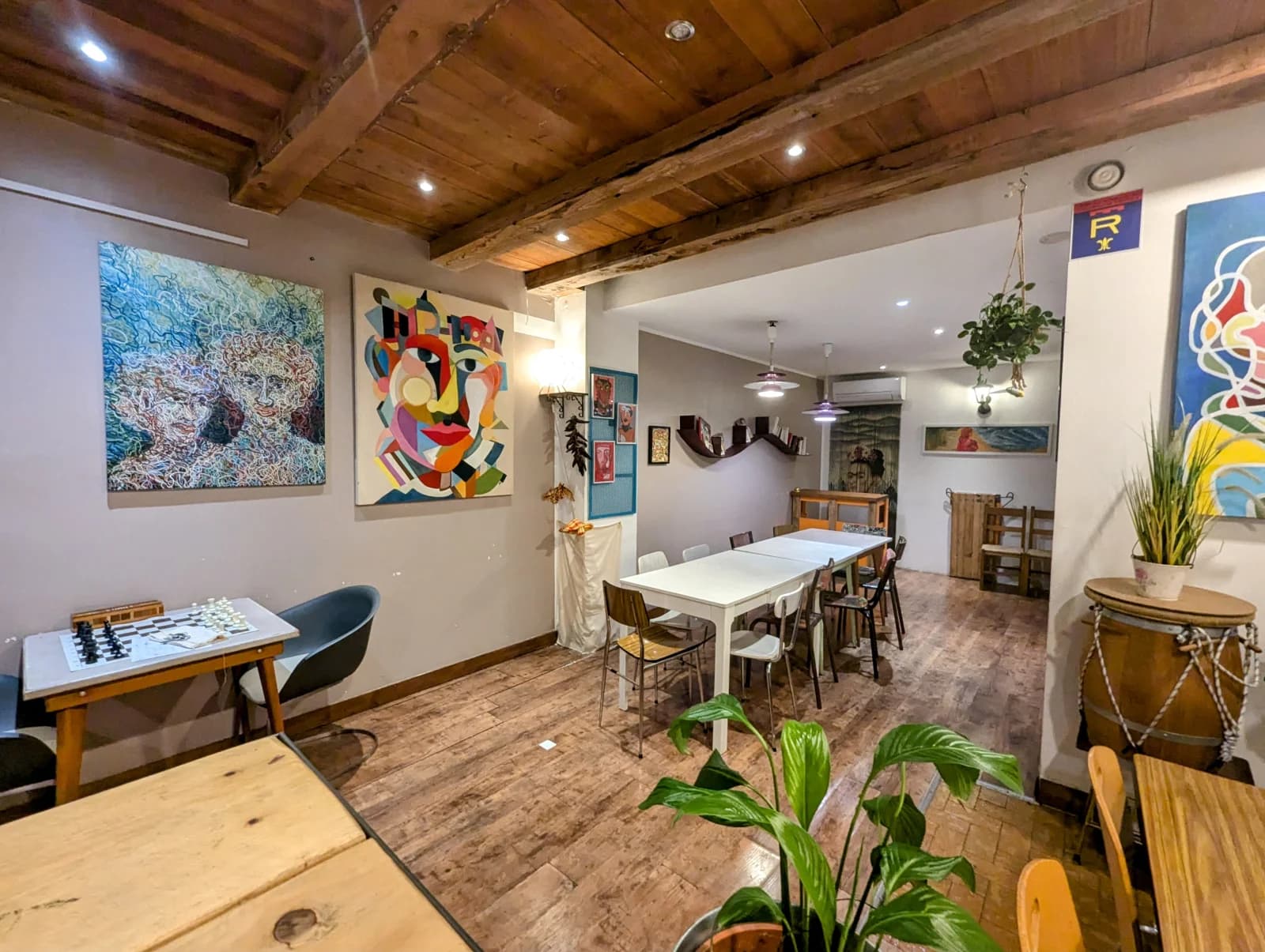 Space Your Event in a Marseilles Art Room! - 1