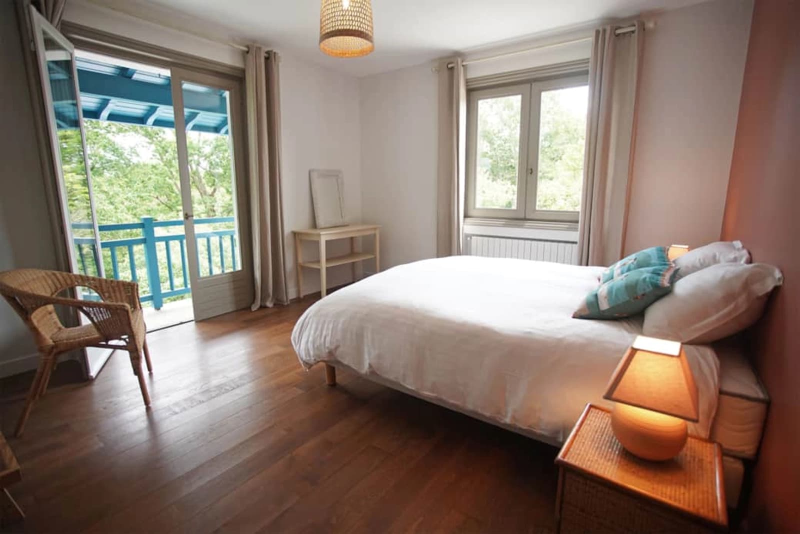 Space Basque house with large garden and swimming pool - 1