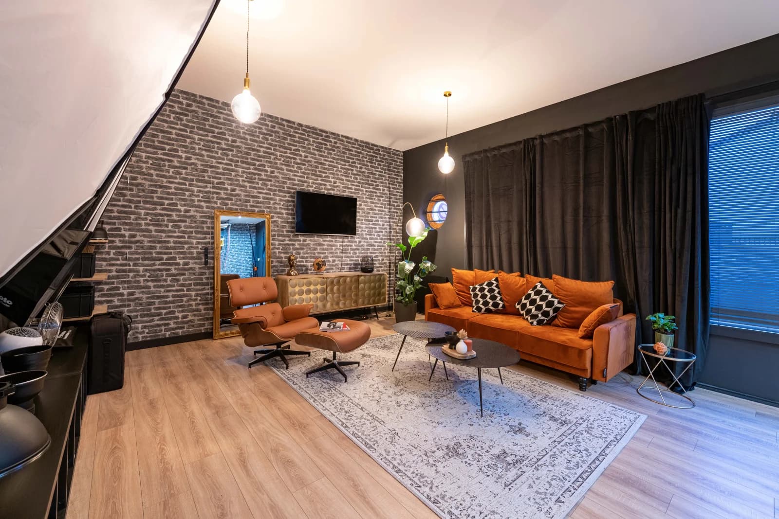 Espace Studio photo/video cosy équipé en flashs et fonds - 1