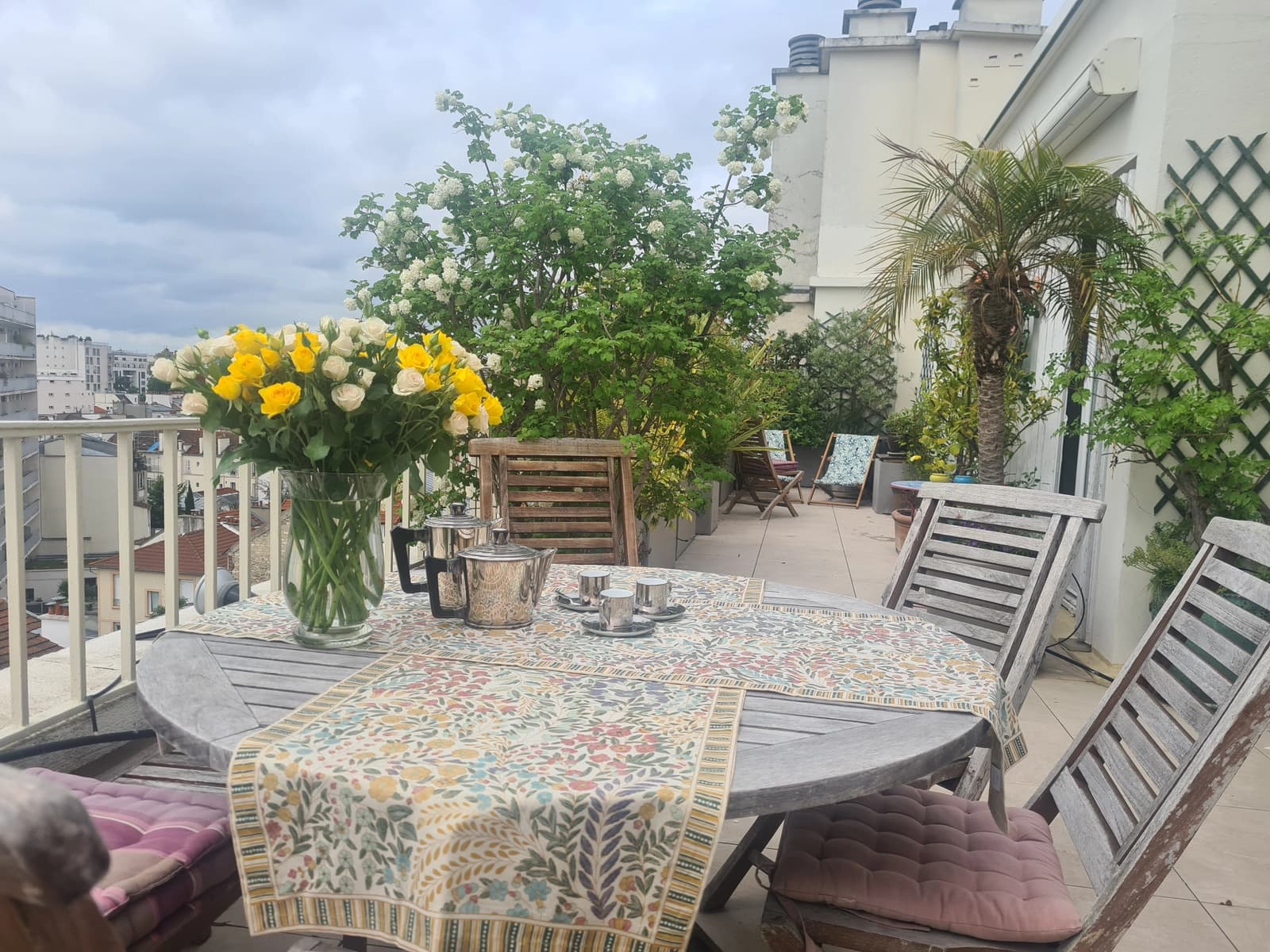 Meeting room in Appt Terrasse vue plein Ciel Rue de Commerce - 1