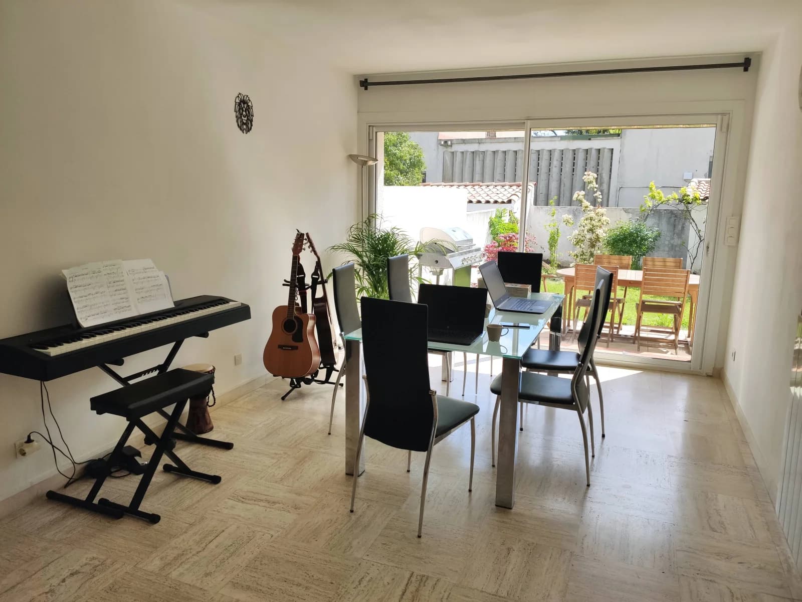 Meeting room in Spacious, bright house with garden - 1