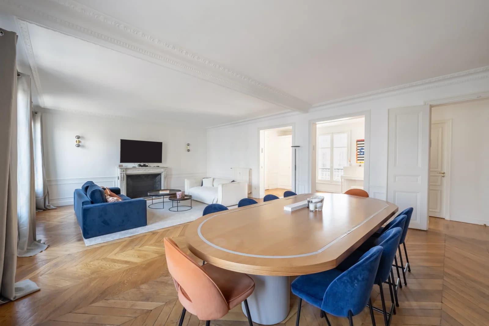 Appartement haussmanien lumineux