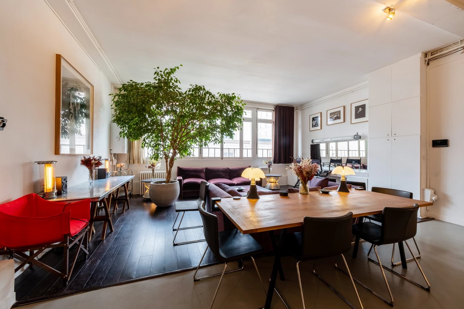 Salle de réunion dans Grand loft parisien baigné de lumière, charme central - 1