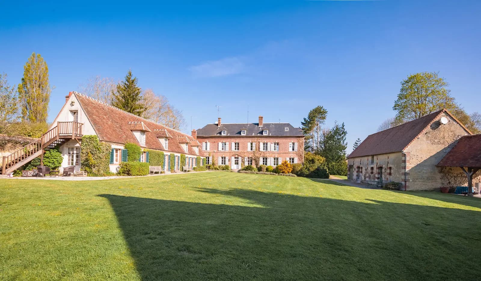 Meeting room in Authentic manor house in the countryside - 1
