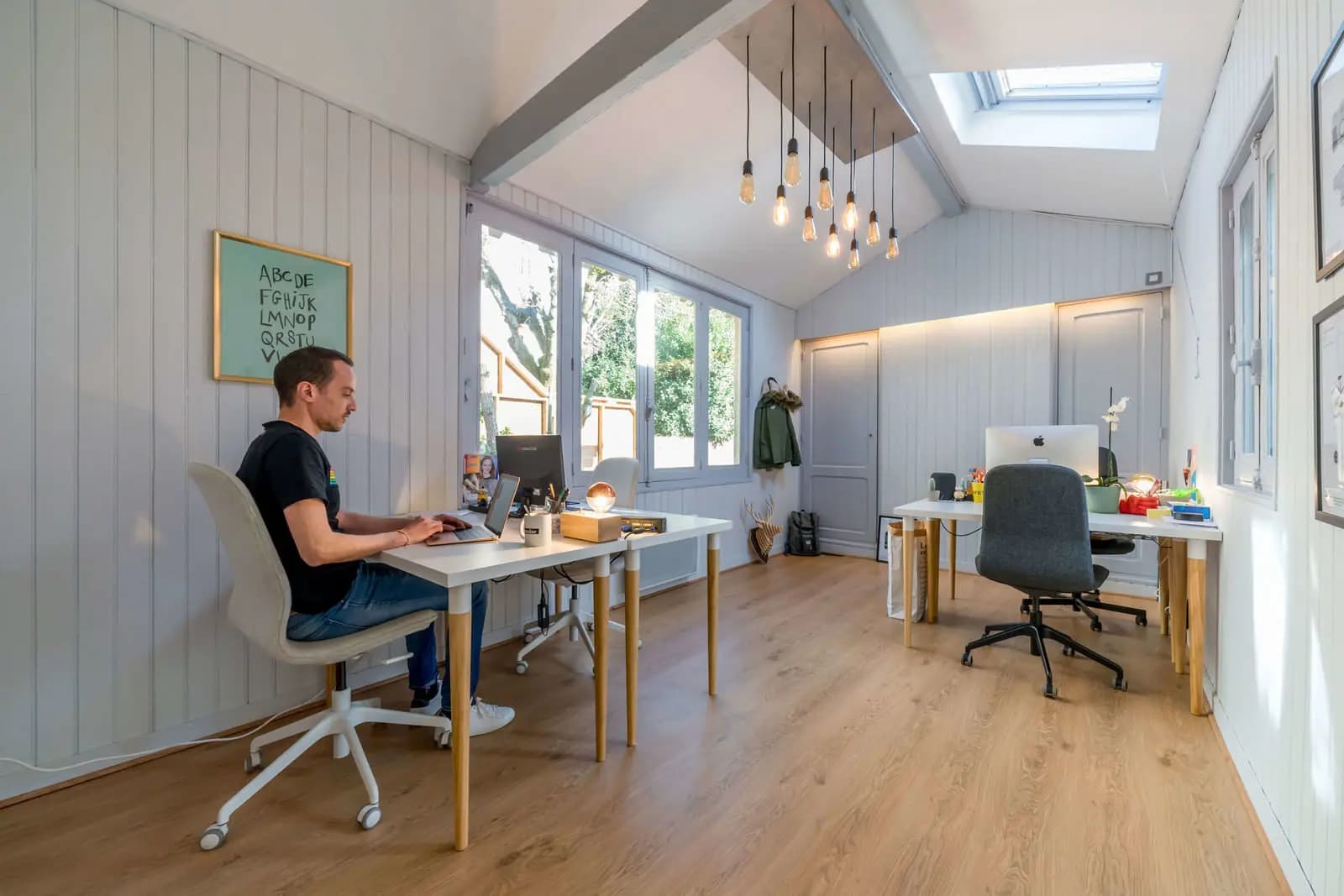 Salle de réunion dans L'Atelier à Tours: un espace inspirant et convivial - 1