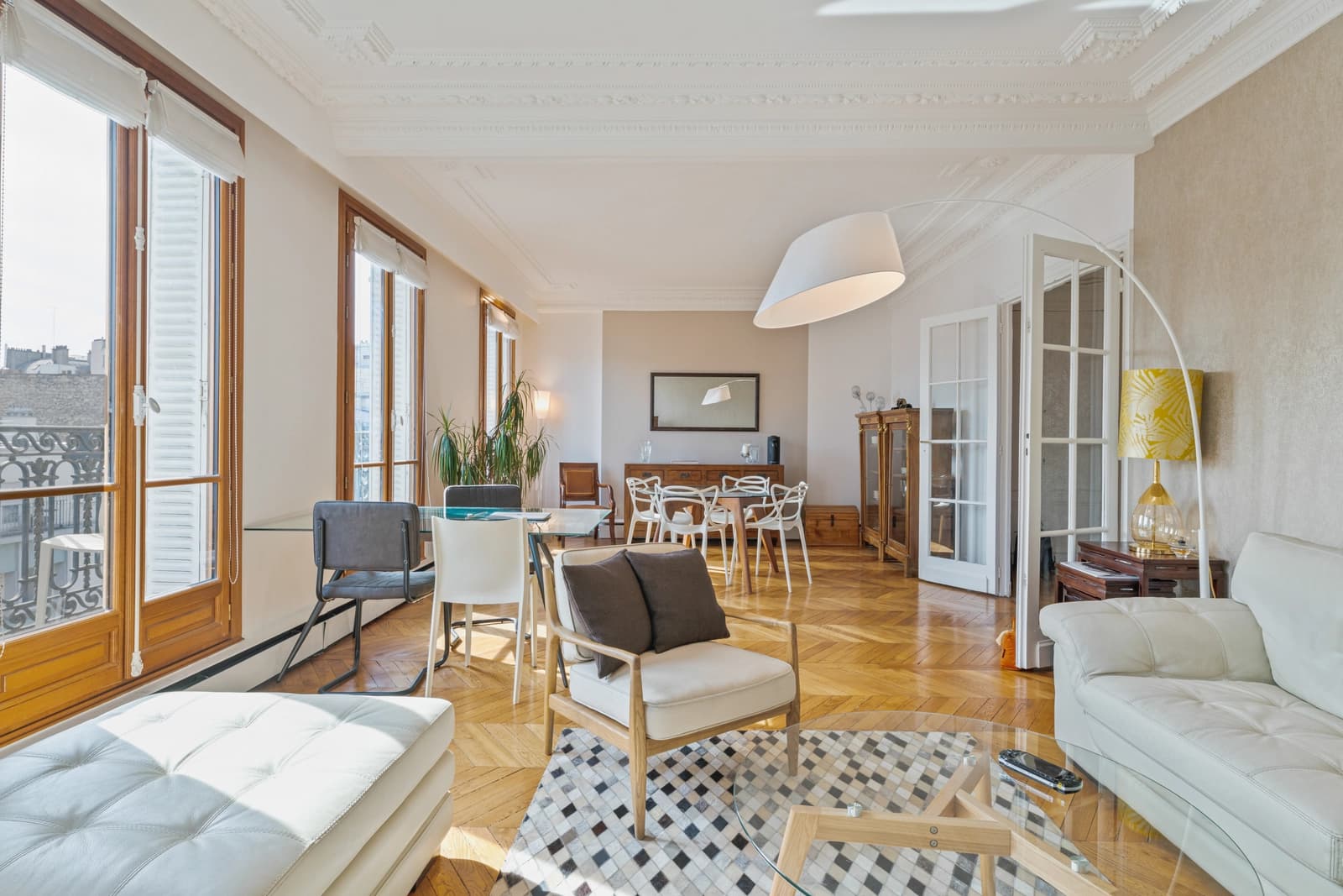 Salon dans Grand espace Haussmannien entre Alésia et Montparnasse - 1