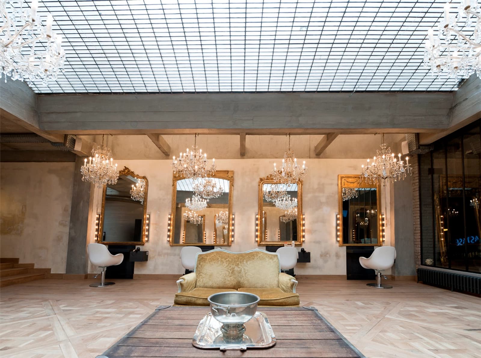 Chambre dans Salon de coiffure chic et atypique  - 1