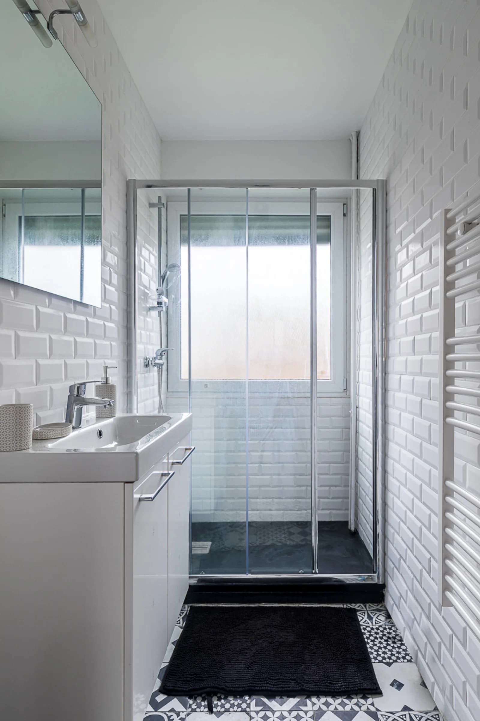 Salle de bain dans Maison cosy, idéale pour détente et moments d'inspiration - 1