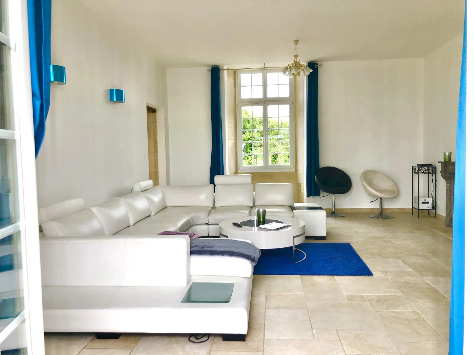 Bedroom in Large recent Maison de Maitre - 1