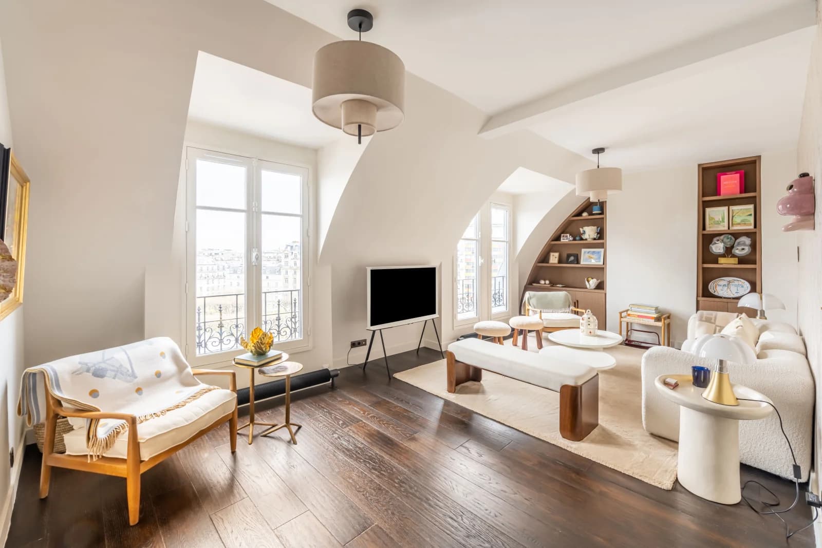 Espace Cosy Apartment Under the Parisian Roofs with a Stunning View of the Jardin du Luxembourg - 0