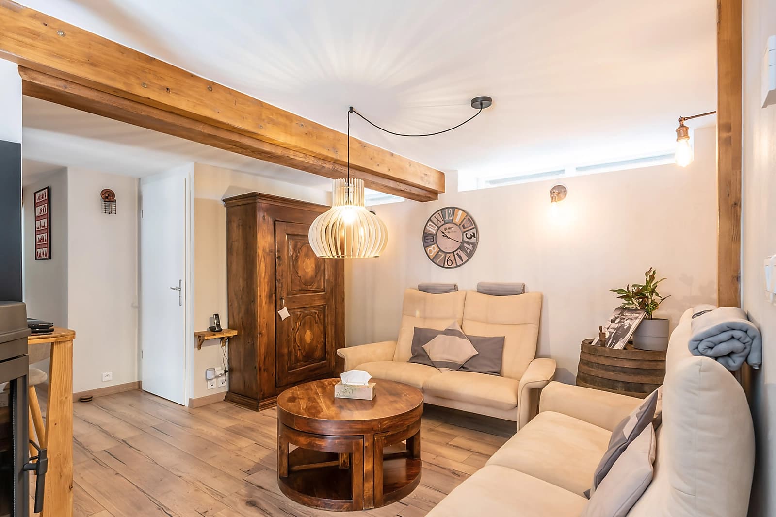 Grange rénovée avec spa et salle de jeux