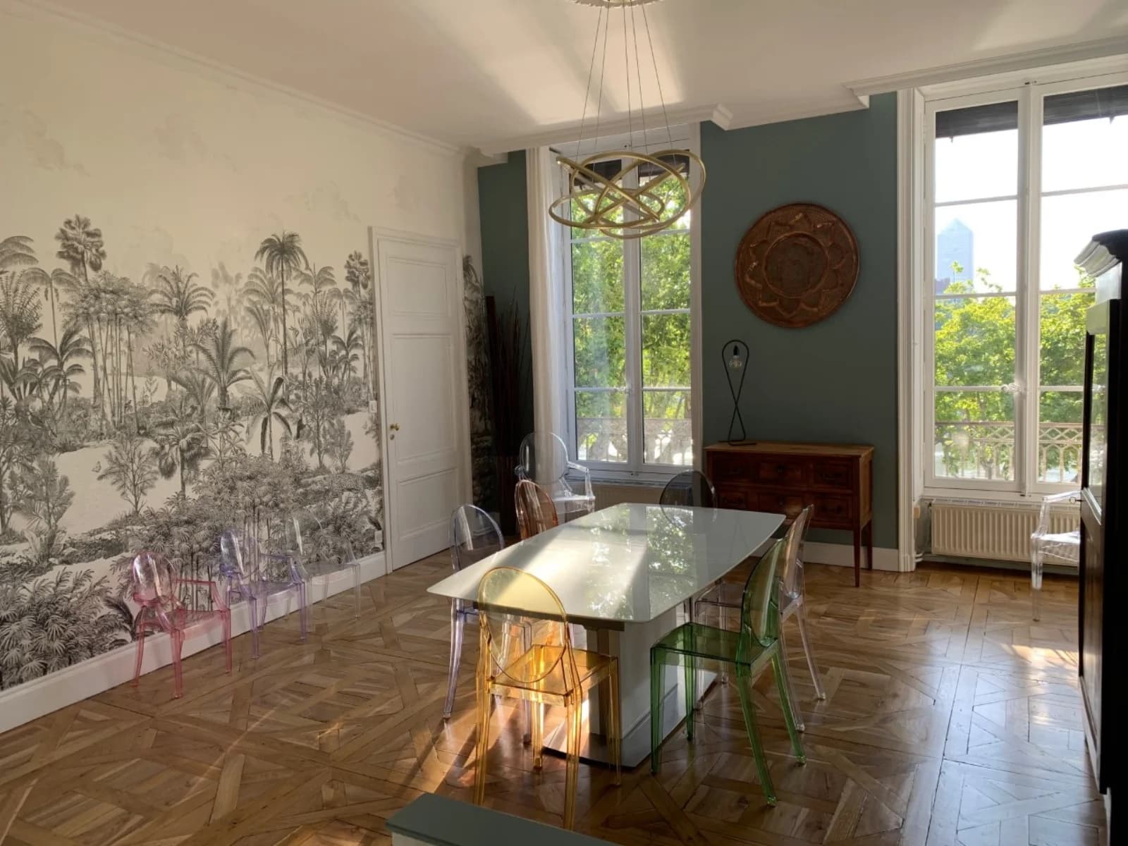 Salle de réunion dans Quai Jules Courmont: appartement quartier Grolée - 1