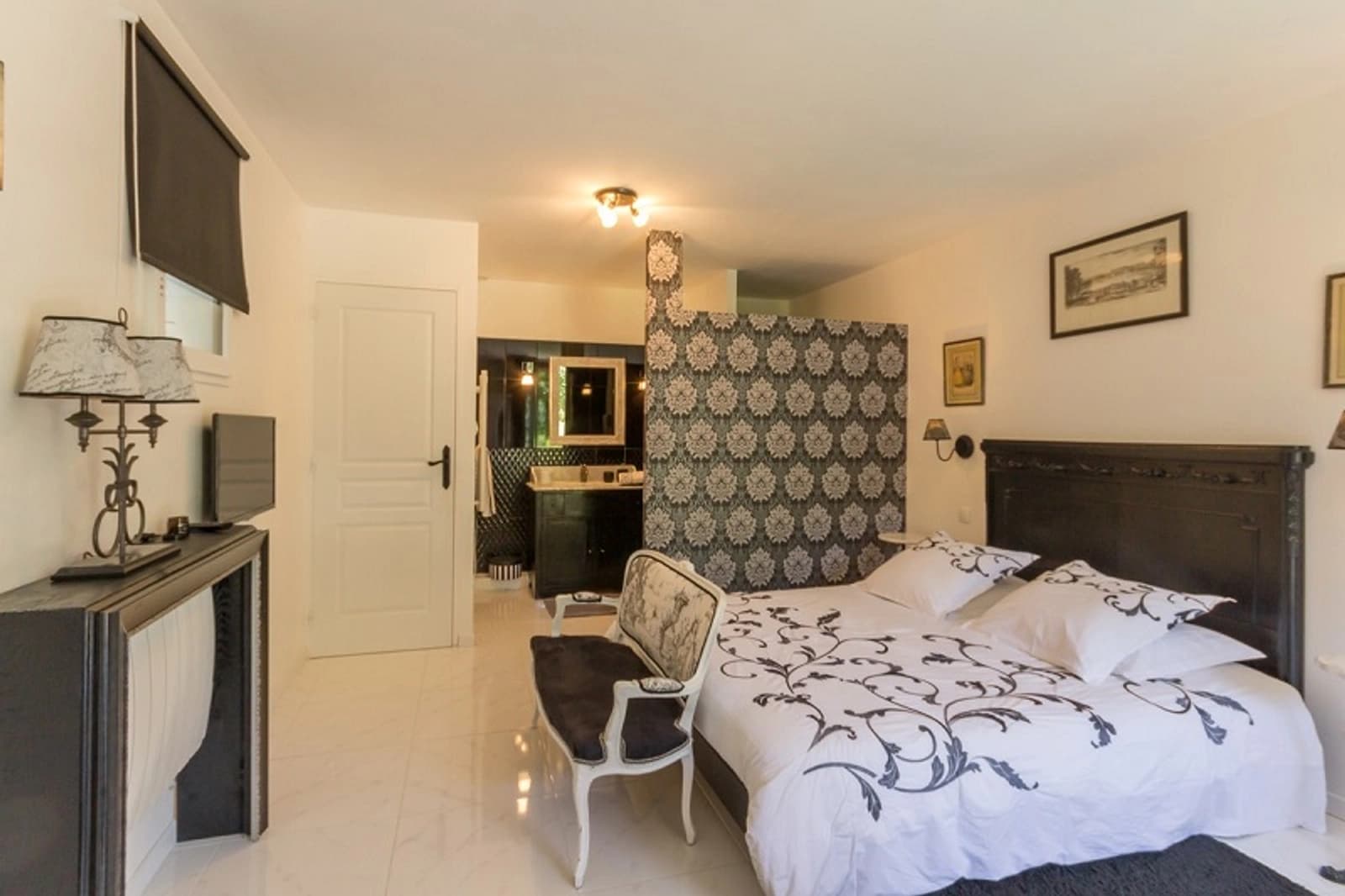 Bedroom in Renovated barn - 1