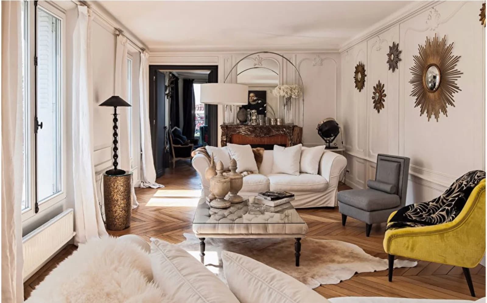 Living room in 203m² opposite the Moulin Rouge at the foot of Montmartre - 1