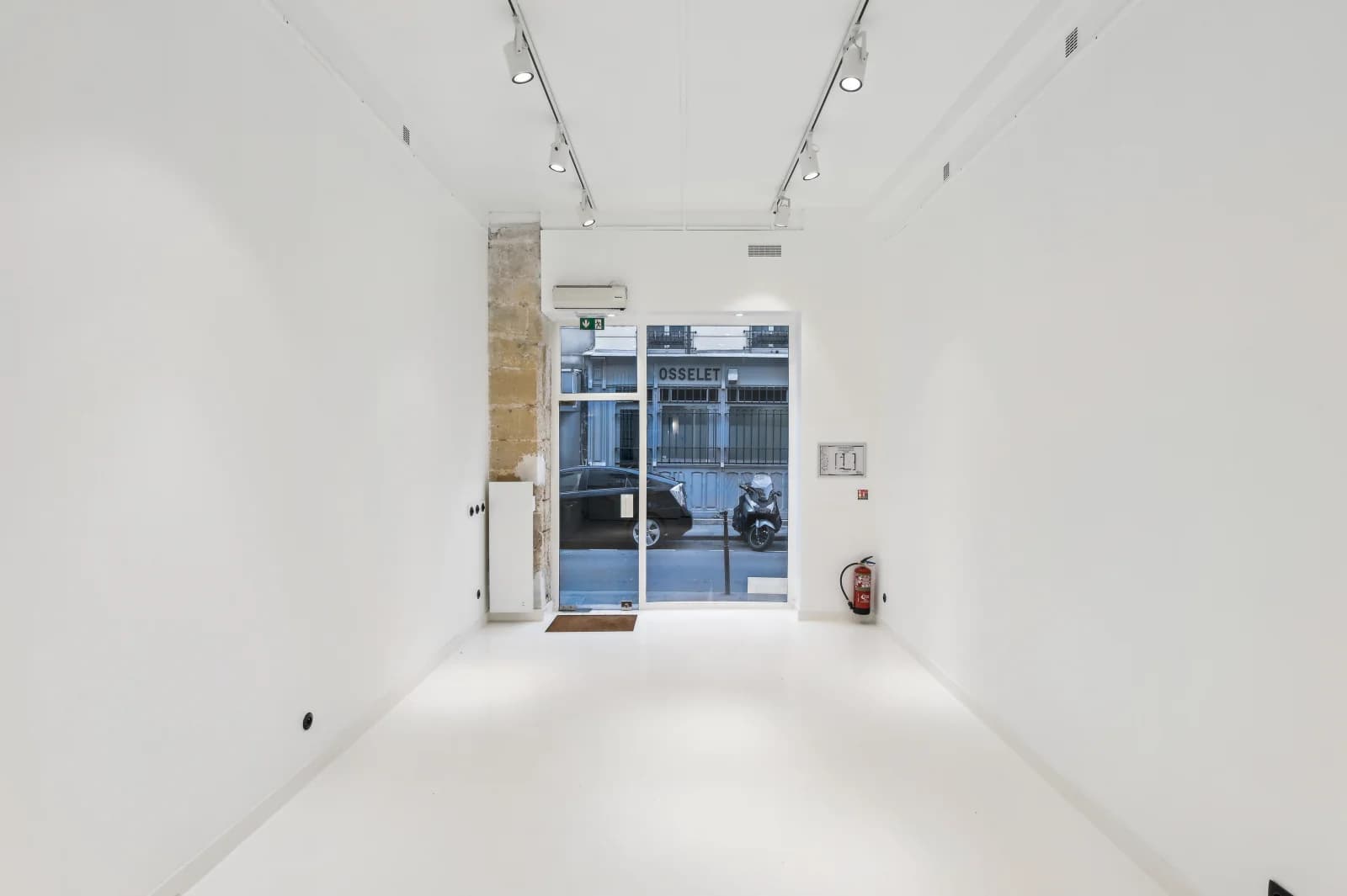 Espace Un charmant magasin 65m² en plein cœur du Marais - 2