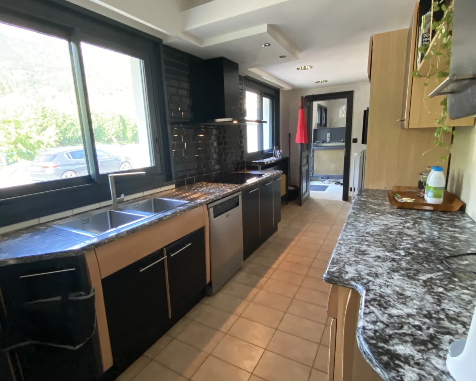 Cuisine dans Villa avec piscine et une vue imprenable sur la montagne - 1