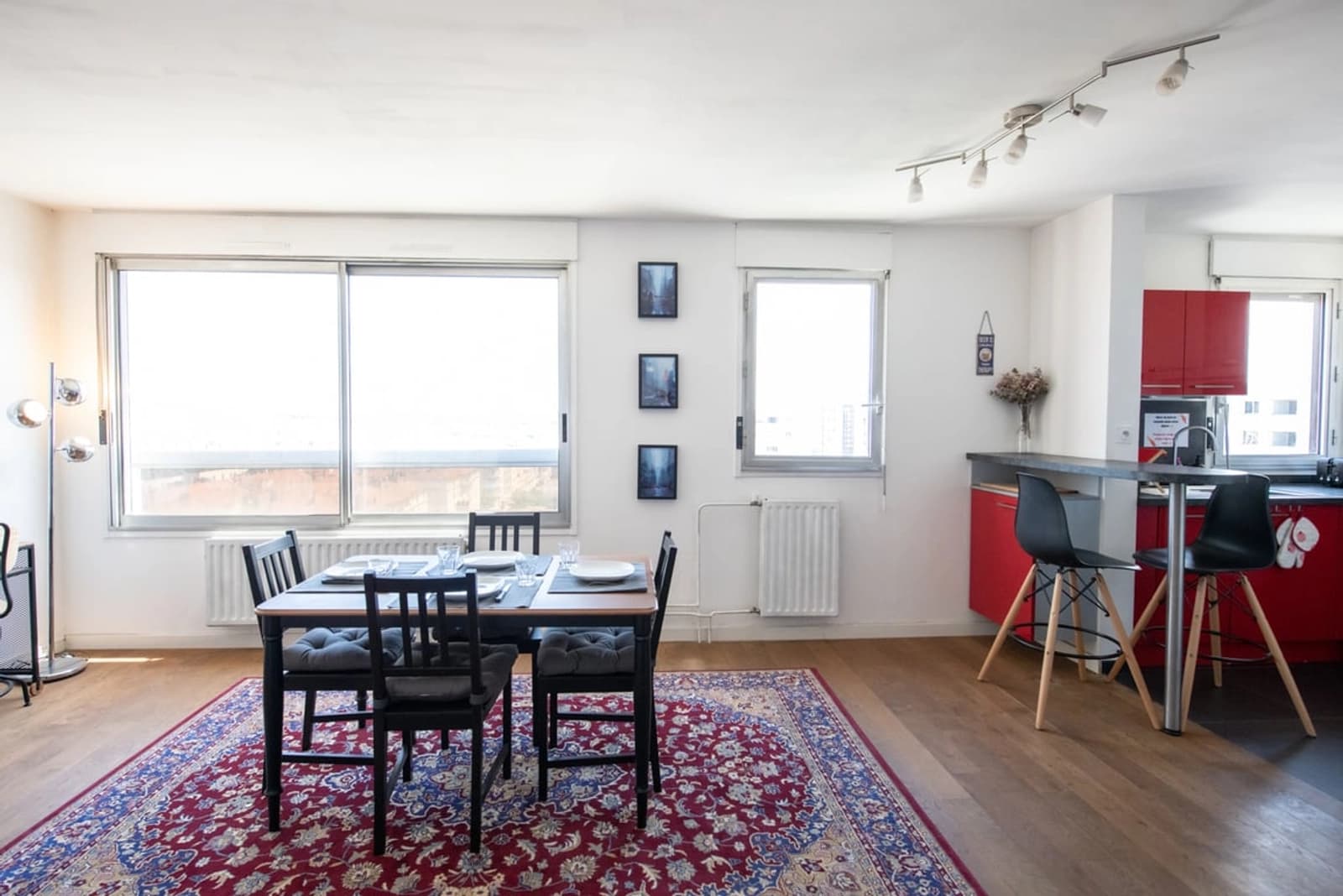 Salle de réunion dans Appartement lumineux offrant un panorama exceptionnel - 1